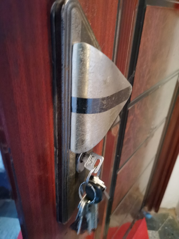 门锁正常家被盗 夏季盗窃高发如何防范技术性开锁